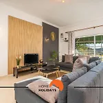 #257 Sun & Sea By Holidays Holiday home
