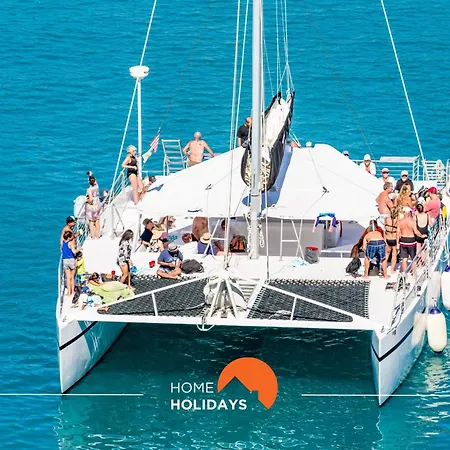 #257 Sun & Sea By Holidays Semesterbostad *