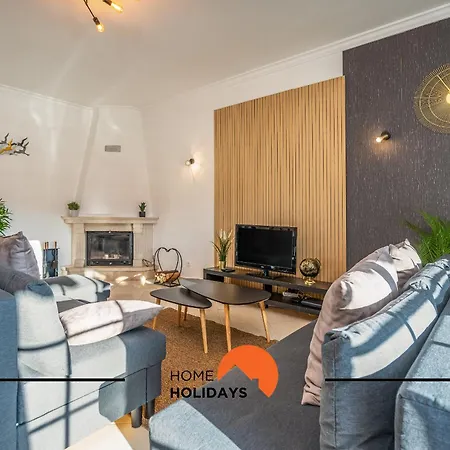 #257 Sun & Sea By Holidays Semesterbostad